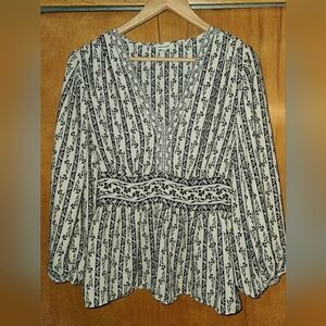 Black and White Floral Blouse Max Studio L